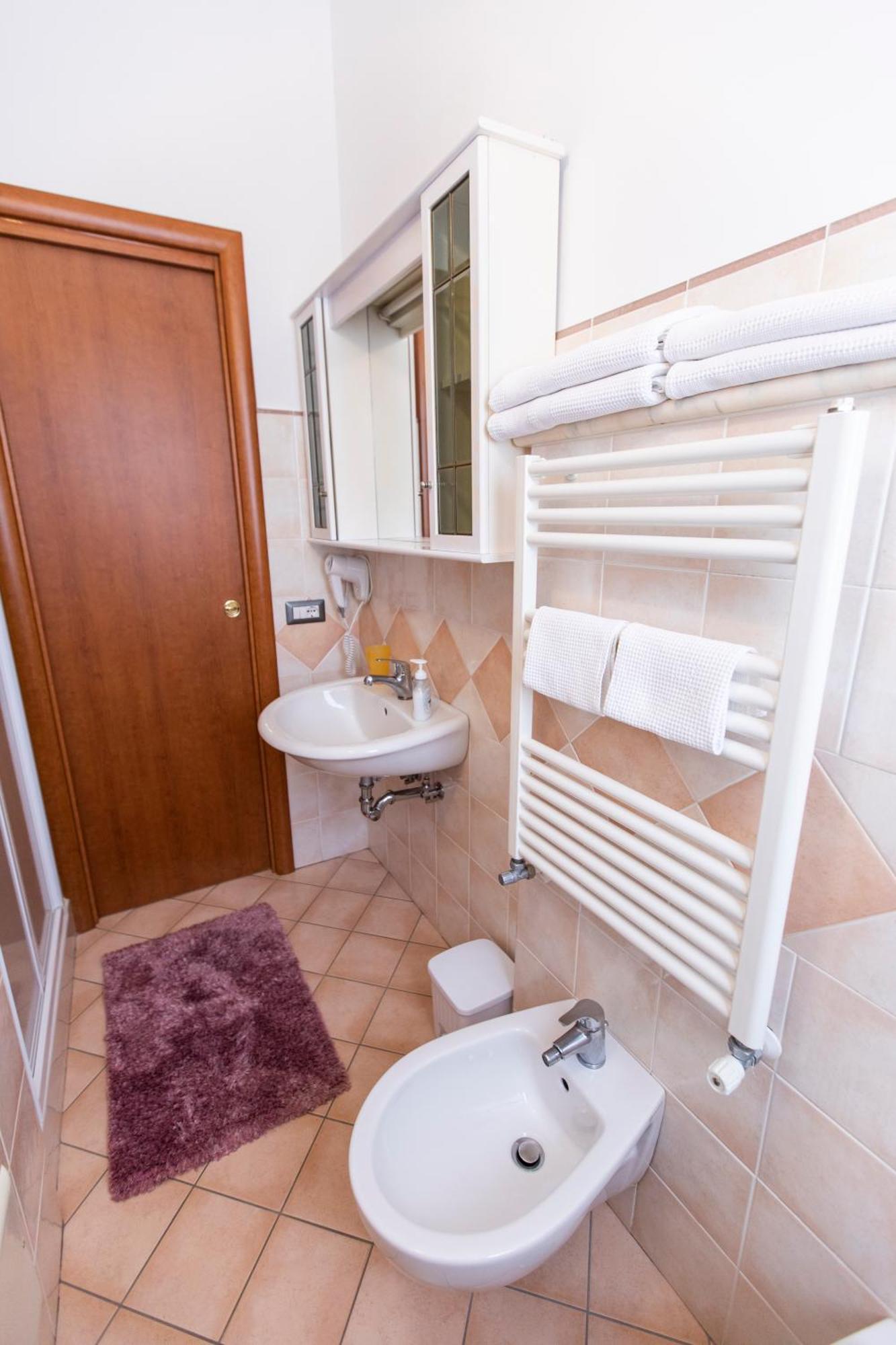 Sant'Anna Bed & Breakfast Аджерола Экстерьер фото