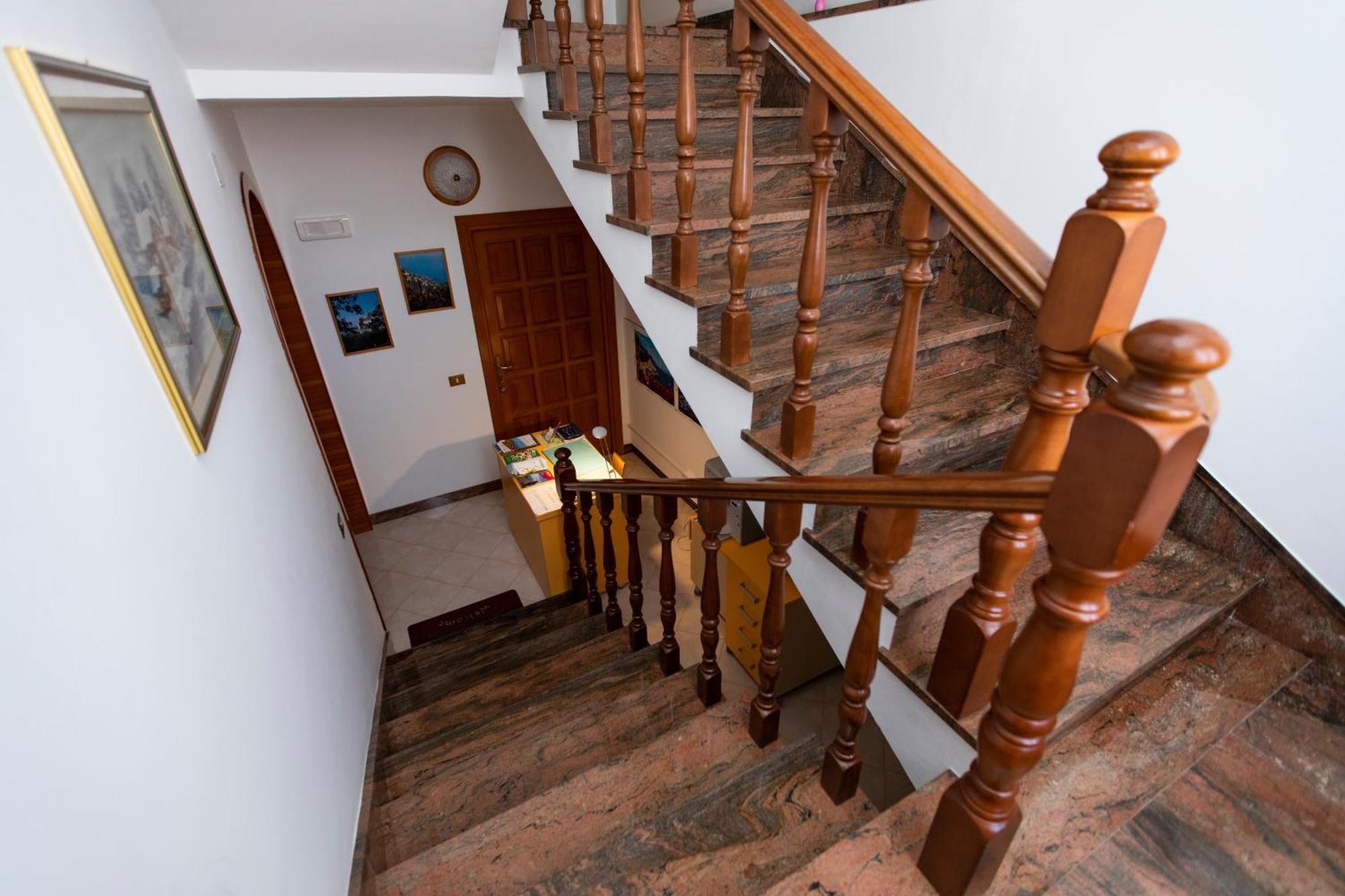 Sant'Anna Bed & Breakfast Аджерола Экстерьер фото