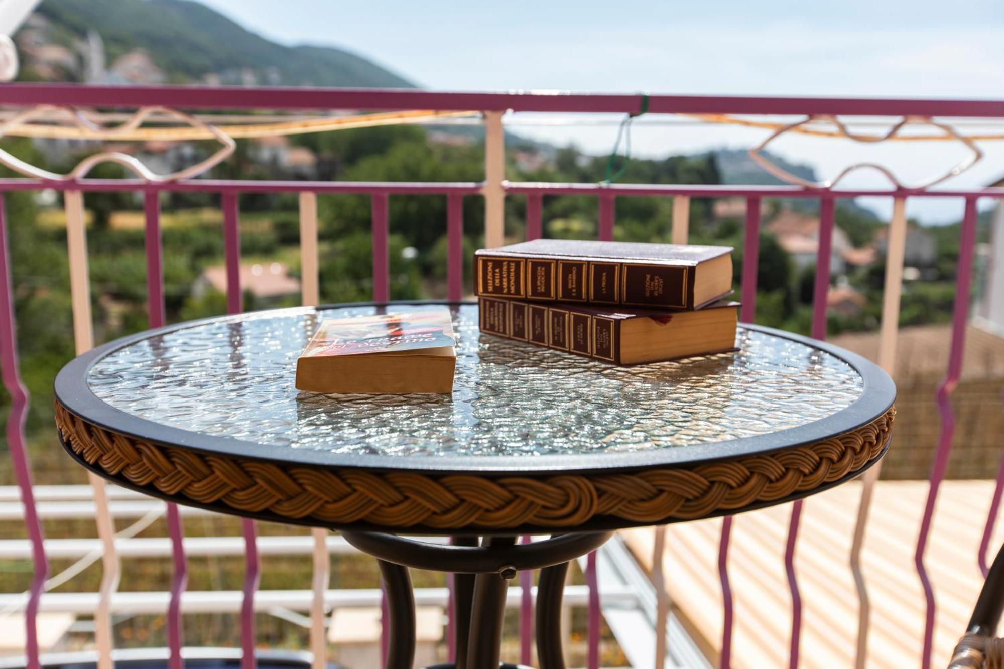 Sant'Anna Bed & Breakfast Аджерола Экстерьер фото