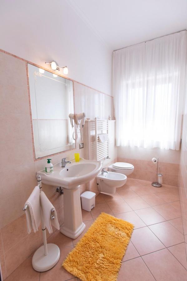 Sant'Anna Bed & Breakfast Аджерола Экстерьер фото