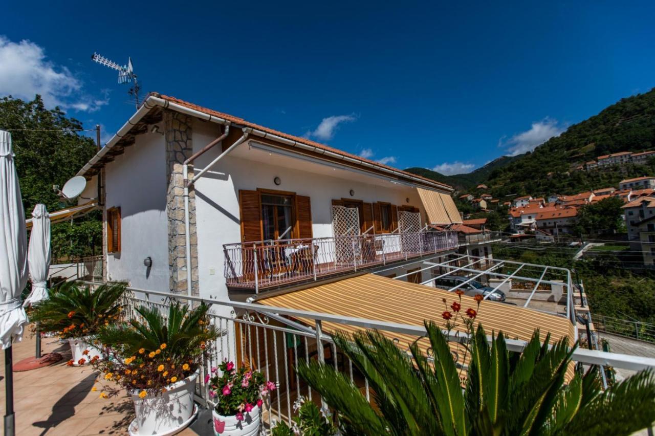Sant'Anna Bed & Breakfast Аджерола Экстерьер фото